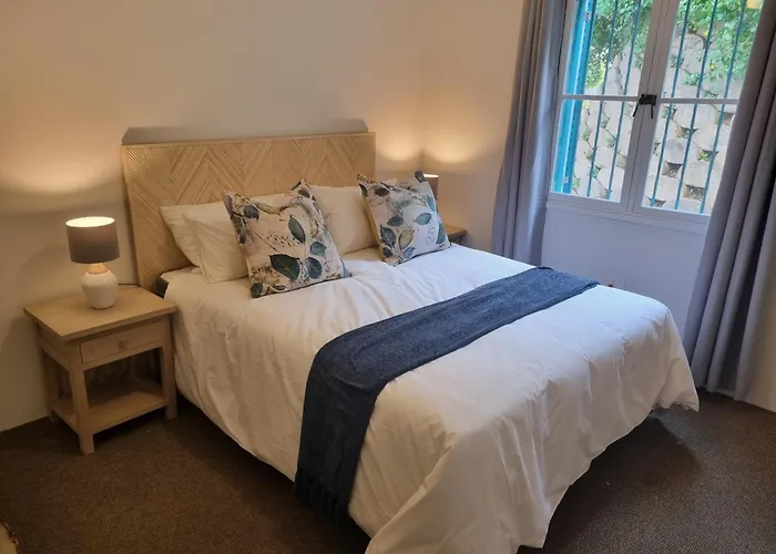 Spacious Ground Floor 3 Bedroom Unit - Shaka\'S Rock