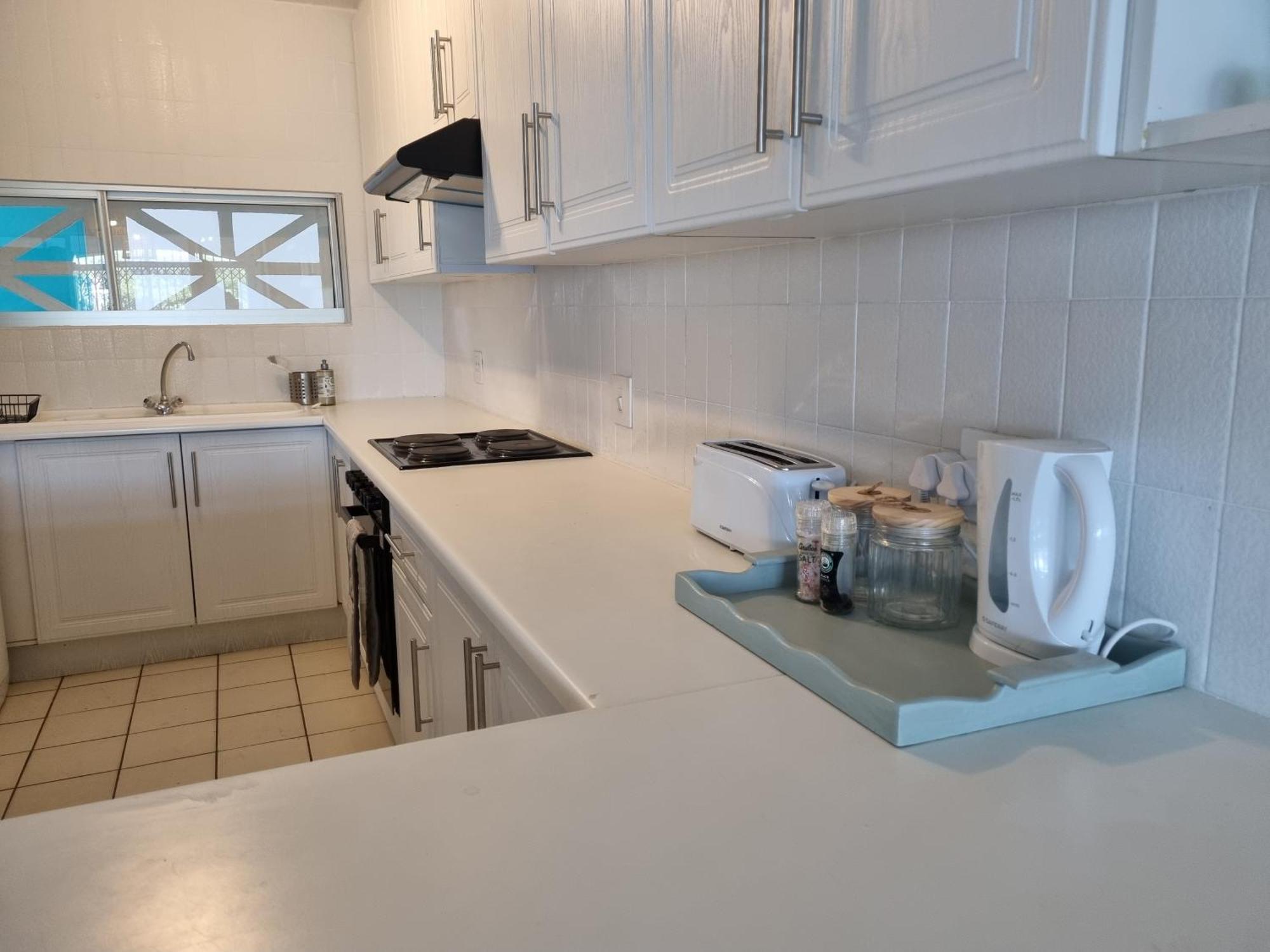 Spacious Ground Floor 3 Bedroom Unit - Shaka's Rock Apartamento